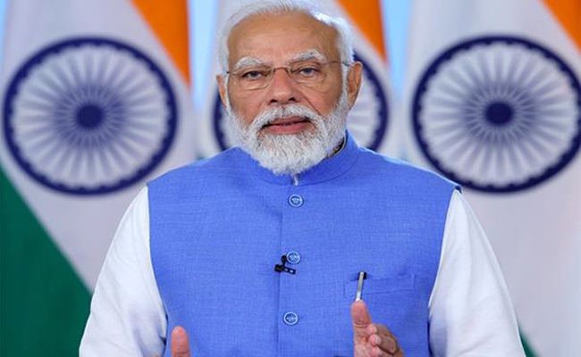 PM Modi reiterates his vision to provide the world with a fully Made-in-India phone