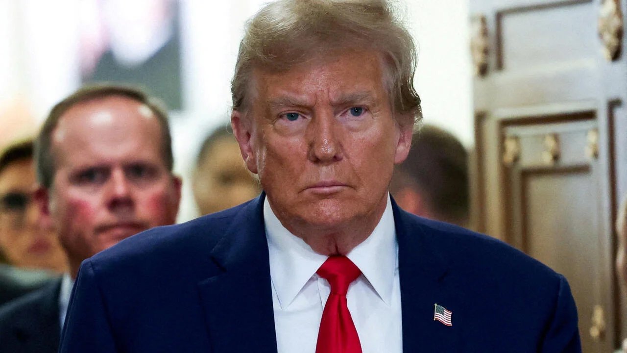 Trump Files ₹40,000-Crore Defamation Case Against BBC