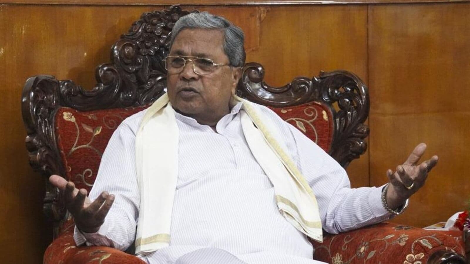 Karnataka CM Siddaramaiah Slams Meta for Faulty Kannada Translations, Seeks Urgent Action
